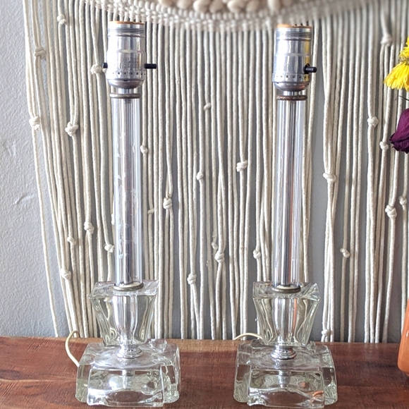 🌟 Vintage Geometric Crystal Table Lamp | Mid-Century Modern Lighting | Elegant - Picture 2 of 6